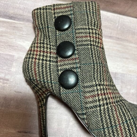 diba Plaid Ankle High Heel Boots With Button Detail & Side Zipper Closure - Picture 11 of 14